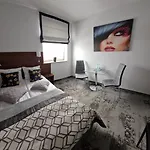Hotel Cynamon 3*