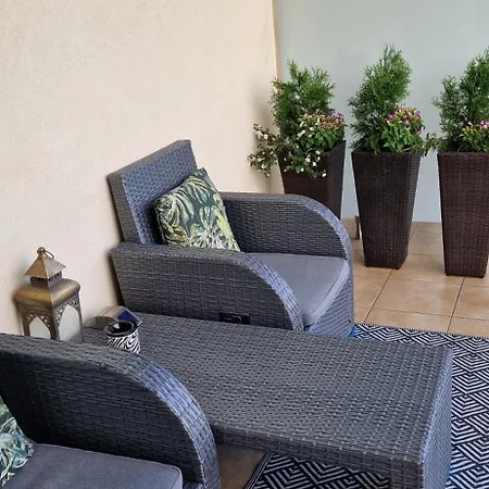 Cynamon Отель Новы Сонч