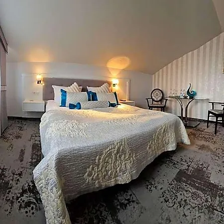 Otel Cynamon